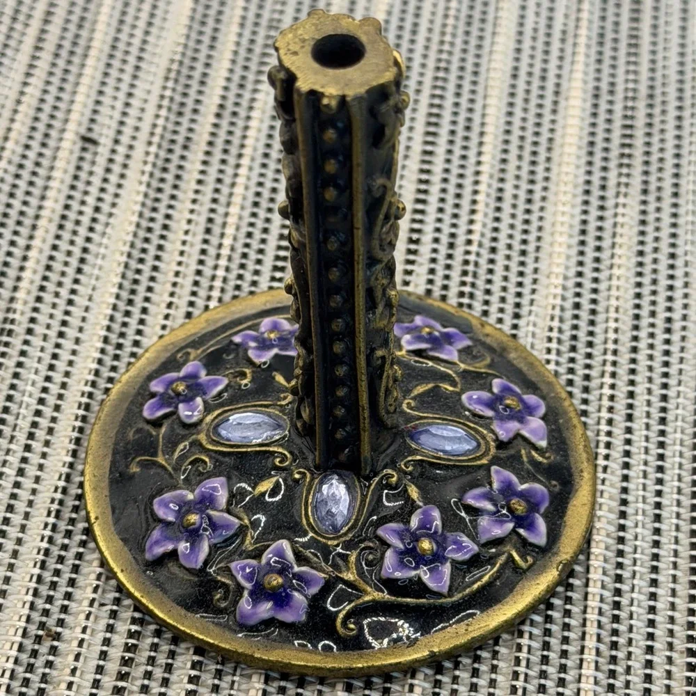 Vintage Floral Ring Holder Bronze Metal Purple Enamel Flower Rhinestone Stand 2